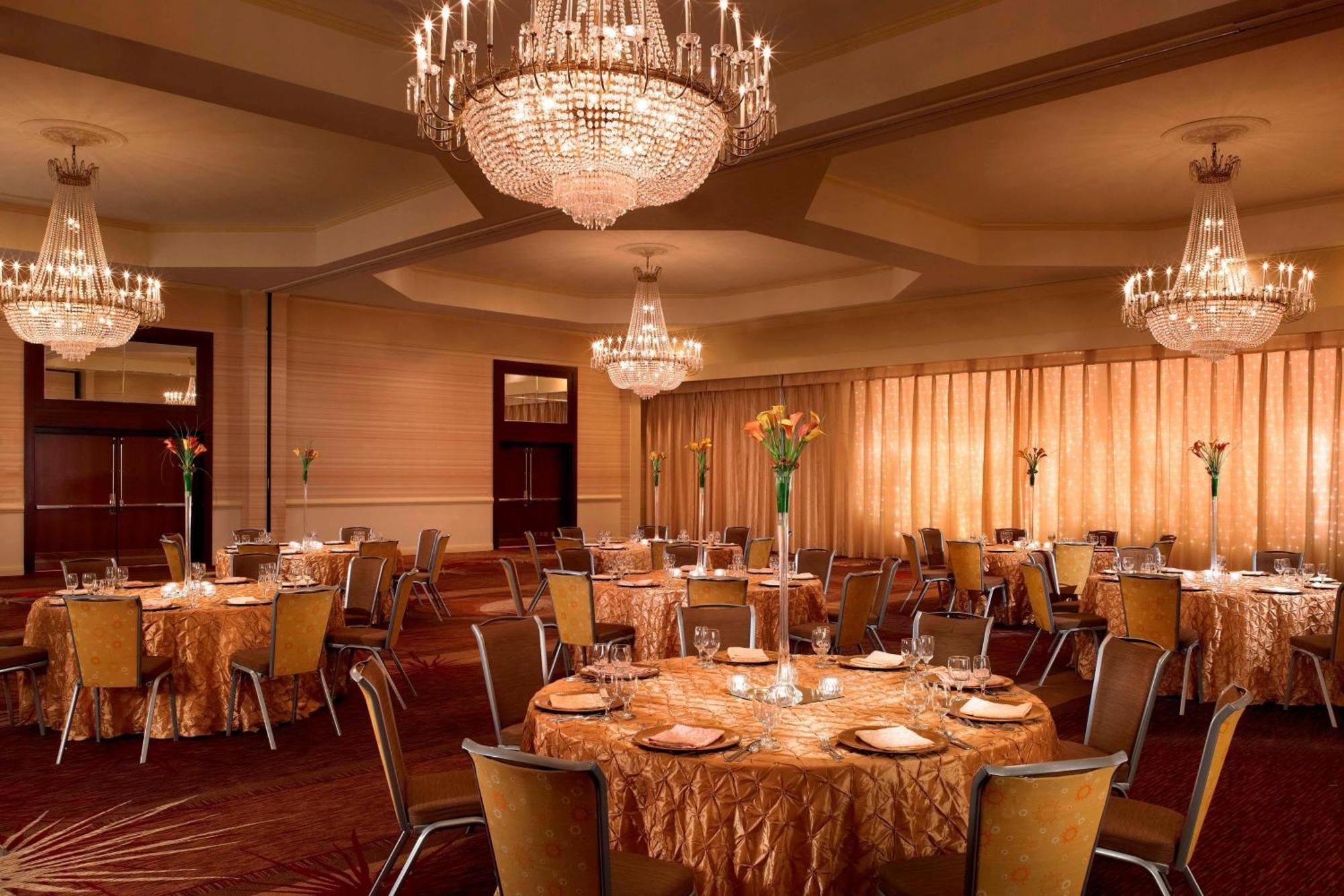 Sheraton Albuquerque Uptown By Marriott Bagian luar foto